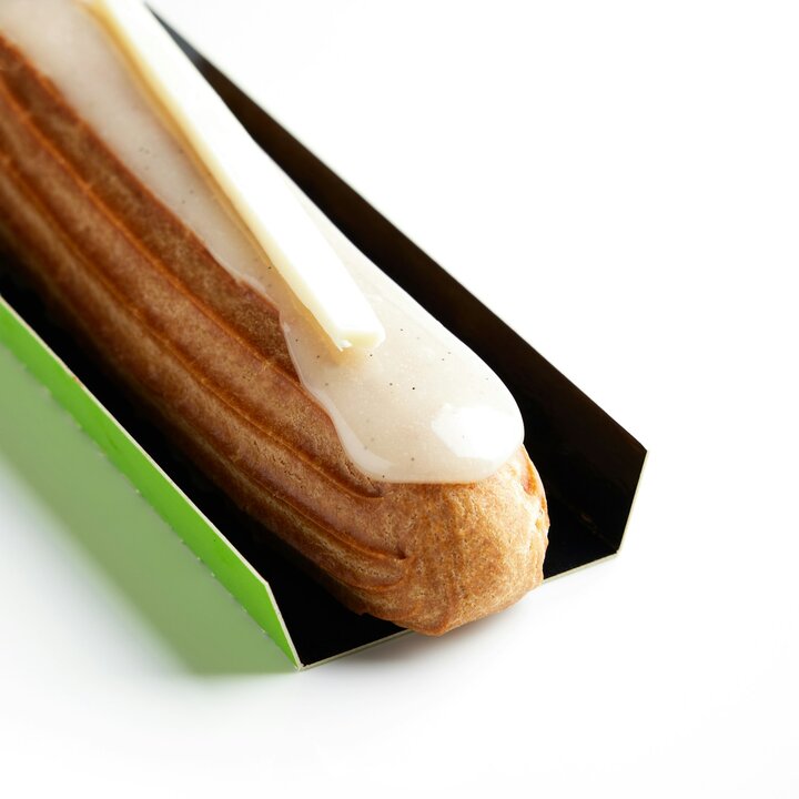 Éclair au chocolat